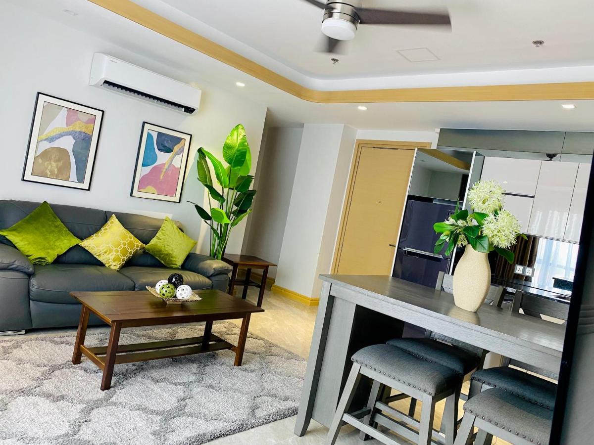Walking Street Condo Beautiful 1 King Bedroom Angeles Exteriör bild