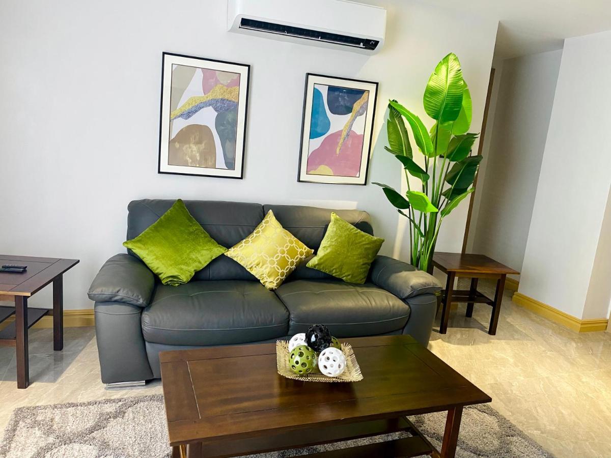 Walking Street Condo Beautiful 1 King Bedroom Angeles Exteriör bild